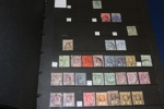 OVERSEAS. Parti Asien, Afrika, Australien och Amerika i tre album och en plastficka. Kartotek med mest massvara Japan ingår.