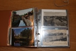 VÄSTERÅS. Samling blandat gammalt och nytt i album, trevliga inslag finns. Nära hundra kort, de modernare i majoritet. Se bildexempel!