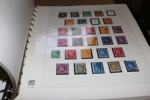 Enklare samling 1866-1988 i två riktigt fina SAFE DUAL-album där du kan samla BÅDE stämplat och postfriskt, eller på ditt eget sätt. Ganska mycket innehåll men inga dyrare märken, blandat stpl/x/xx.