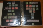 Ostämplad samling klassiskt fram till 1985 i pärm. Välfyllt redan från starten med mycket vapen-ringtyp, dock även flera defekta, nytryck eller utan gummi. Men också ett flertal fullt godtagbara ex.