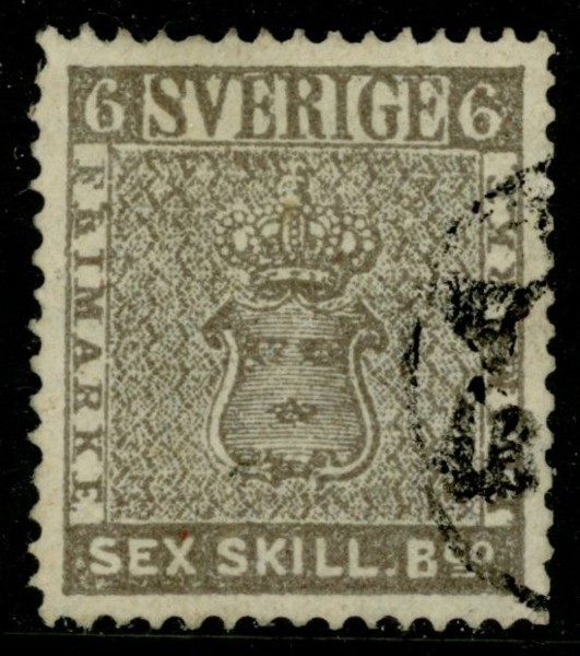 F3. Sex sk bco. Perfekt centrering. Vikt hörntand, signerat Sjöman.