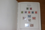 Postfrisk komplett samling (ej "Amerikautgåvorna") 1938-2010 i fräscht Leuchtturmalbum med fickor (sidor från start 1905). Även serie Thule. Allting i toppskick!