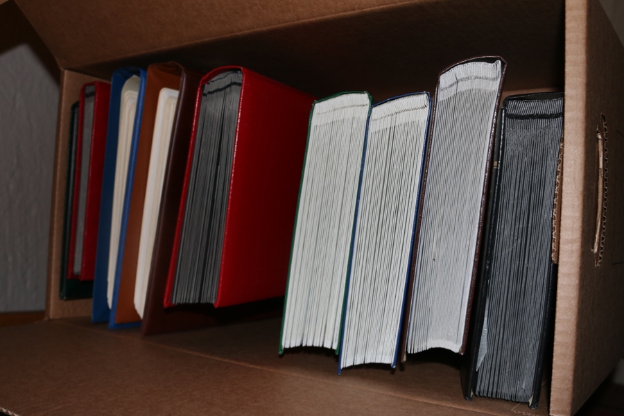 Samlingar KOREA (både Nord- och Syd), Mongoliet, Liberia och Marshallöarna i totalt 9 album. Mängder av material, ej närmare genomgånget av mig. Mycket för pengarna!