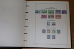 Fin samling 1876-1980-tal i Facitalbum. Välfyllt från ovaltyper aur fintandat med bl.a. 5 aur blå, 20 aur blekviolett (med attest Nielsen).