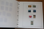 Fin samling 1876-1980-tal i Facitalbum. Välfyllt från ovaltyper aur fintandat med bl.a. 5 aur blå, 20 aur blekviolett (med attest Nielsen).