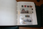 USA. Samling klassiskt fram till 2007 i hela fem Leuchtturmalbum med fickor. Innehåller en hel del användbart material i den äldre delen med flera bättre märken. Ett helt album för "back of the book".