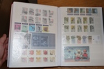 Samling/parti i fyra album varav tre insticksböcker. Äldre del lite enklare stämplat, mest värde i nominal på 2000-talet över 20000 kr inkl massor med "brev" (räknade som 22 kr).