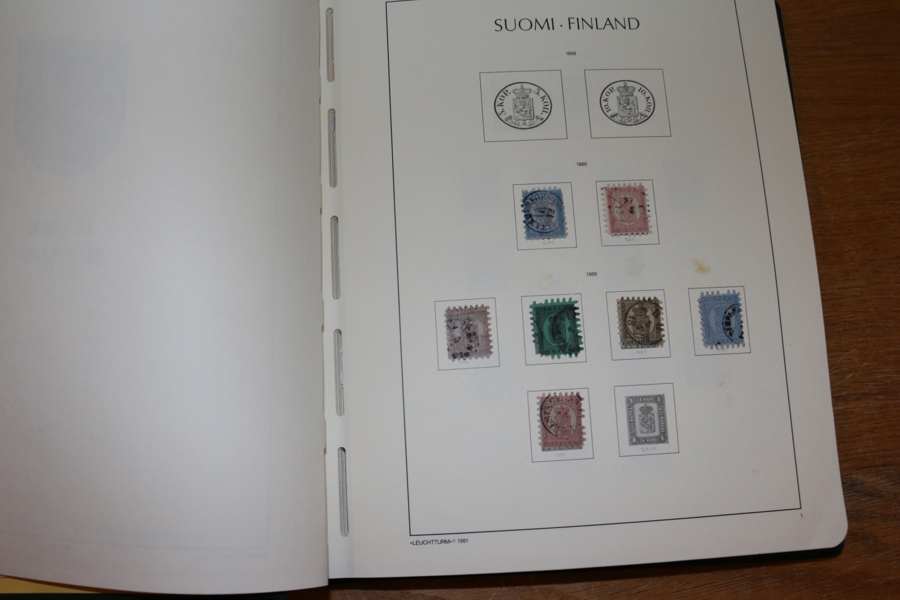 Två enklare samlingar Finland inkl en del lite bättre märken, men inga av de dyrare. Dessutom fyra dubblettalbum och en pärm helark/arkdelar. Se bildexempel!