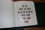 Nästan enbart xx samling 1877-1989 i två Leuchtturm-album med fickor.