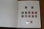 Samling x/xx 1886-1974 i Leuchtturmalbum med fickor. Välfyllt med Oscar II, medaljong, landstorm, bandmärken. Kongress och Förening kpl mest xx. 