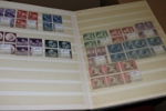 Fyndlåda blandat bl.a. xx samling Sverige 1980-89, äldre svenska FDC, Tyskland, Italien m.m. 20 kg.