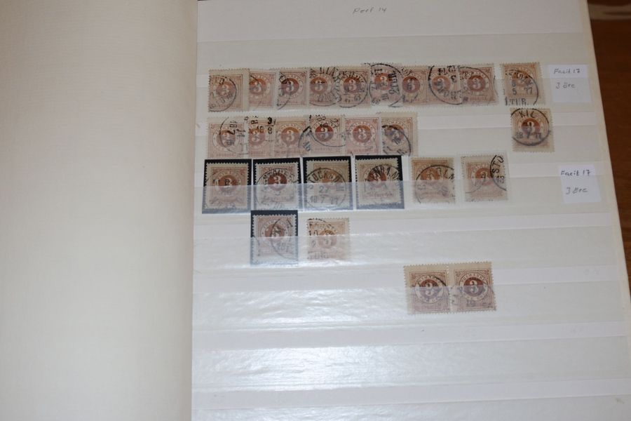 RINGTYP. Insticksbok med både tandning 14, 13 och posthorn. Massor med märken, nyanser, stämplar m.m.