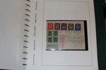 TYSKLAND/REICH. Samling 1871-1932 i Leuchtturmalbum med fickor. Välfylld och delvis specialiserad samling med många bröstsköldar inkl både ost och stpl Mi8, stpl Mi11 och Mi28 m.m. (några signerade).