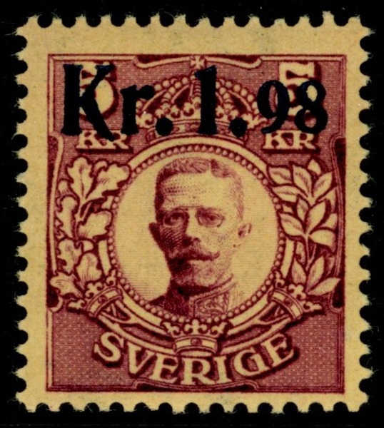 F97vm7. Postfriskt ex med del av två omvända vm kronor. F 250 kr