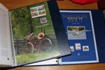 Postens samlarblad i fyra pärmar ca 1997-2009. Nom ca 9000 kr
