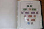 Kvalitetssamling nästan enbart xx 1886-1971 i LT-album. Från 1900 och framåt mycket välfyllt med i stort sett ENBART postfriska märken (1 kr landstorm x). 