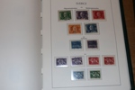 Trevlig samling 4 sk bco till 1999 i två LT-album med fickor. Med många bättre märken som vapen och ringtyp, mellanvalörer 1924, en del BC-CB och fint avsnitt tjänste och lösen.