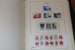 Trevlig samling 4 sk bco till 1999 i två LT-album med fickor. Med många bättre märken som vapen och ringtyp, mellanvalörer 1924, en del BC-CB och fint avsnitt tjänste och lösen.