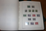 Nästan enbart xx samling 1800-tal fram till 1995 i två fina LT-album med fickor. Innehåller bl.a. en del medaljong, en del bandmärken och bra 30-tal, 17 olika BC-CB par m.m.