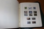 Nästan enbart xx samling 1800-tal fram till 1995 i två fina LT-album med fickor. Innehåller bl.a. en del medaljong, en del bandmärken och bra 30-tal, 17 olika BC-CB par m.m.