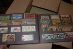 TYSKLAND. Notgeld. Genuin äldre samling Notgeld-sedlar i tre album. Hundratals sedlar, fascinerande samling! Bilderna är bara ett urval, det är mycket!