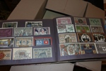 TYSKLAND. Notgeld. Genuin äldre samling Notgeld-sedlar i tre album. Hundratals sedlar, fascinerande samling! Bilderna är bara ett urval, det är mycket!