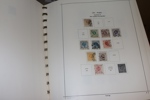 Stor flyttlåda med bl.a. stpl samling ringtyp-1970-tal med flera BC-CB-par t.ex. slottet. Vidare finns en xx samling 1940-70-tal i två pärmar, ytterligare en enklare stpl samling, kartotek i 2 lådor.