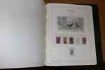 Omfattande samling 1855-2020 i tre välfyllda Leuchtturm-album med kassetter. En nästintill komplett samling, åtminstone fram till millennieskiftet, därefter med luckor och ibland stpl ersatt med xx.