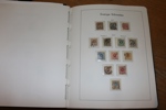Omfattande samling 1855-2020 i tre välfyllda Leuchtturm-album med kassetter. En nästintill komplett samling, åtminstone fram till millennieskiftet, därefter med luckor och ibland stpl ersatt med xx.