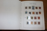Omfattande samling 1855-2020 i tre välfyllda Leuchtturm-album med kassetter. En nästintill komplett samling, åtminstone fram till millennieskiftet, därefter med luckor och ibland stpl ersatt med xx.