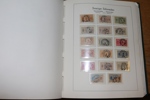 Omfattande samling 1855-2020 i tre välfyllda Leuchtturm-album med kassetter. En nästintill komplett samling, åtminstone fram till millennieskiftet, därefter med luckor och ibland stpl ersatt med xx.