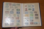 Liten insticksbok med xx 1950-80-tal med många av de bättre 50-talsserierna. Även några äldre ostämplat. Högt katalogvärde.
