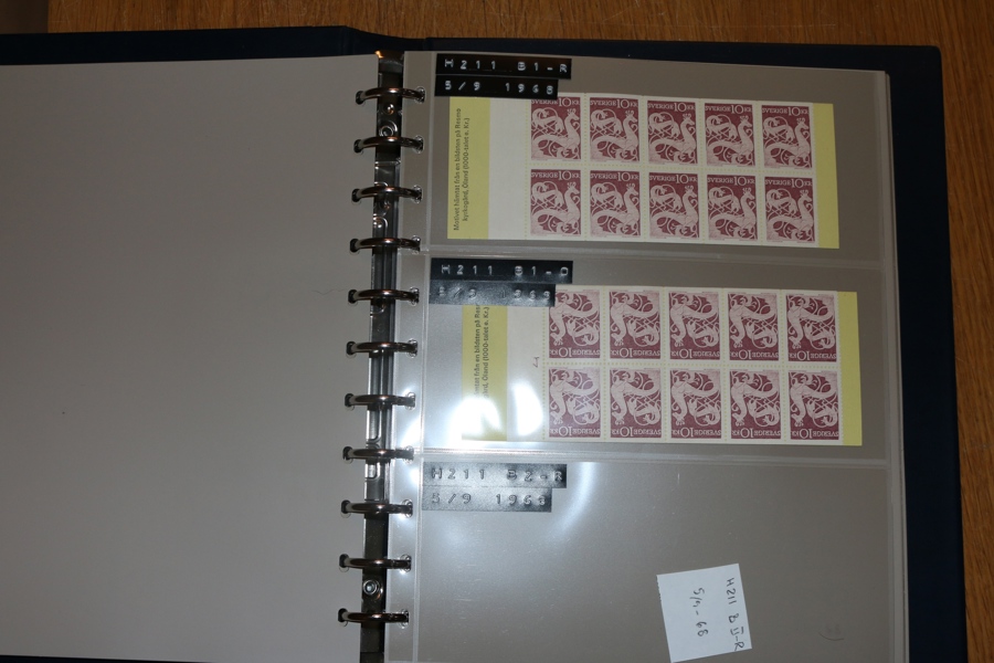 Häftessamling 1967-73 i album med en del markeringar, bl.a. ingår tre olika häften Bildsten och tre olika Svanar.