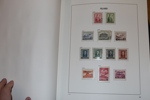 Trevlig samling 1873-1987 i förtrycksalbum Davo. Välfyllt med mängder av bättre märken och serier, t.ex. fin ostämplad 2 sk, stpl 3 sk, fintandade aur-valörer inkl 20 aur violett, i gildi, kungar m.m.