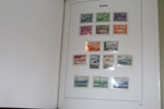 Trevlig samling 1873-1987 i förtrycksalbum Davo. Välfyllt med mängder av bättre märken och serier, t.ex. fin ostämplad 2 sk, stpl 3 sk, fintandade aur-valörer inkl 20 aur violett, i gildi, kungar m.m.