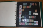 Samling 1850-tal fram till 1980-talet i Facitalbum. Bäst på det äldre, med ett tiotal skillingar och en del andra bra märken, t.ex. serie Oscar II. På 1900-talet massor av frimärken utan de dyra.