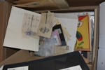 Två mindre kartonger med blandat bältespännarmaterial, bl.a. många stämpelkvitton/dokument, reklammärken, lokalpost, tändsticksetiketter, majblommor osv. Svårt att beskriva, men mycket att gå igenom!