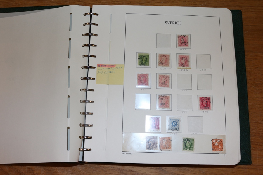 GÄVLEBORGS LÄN. Ortstämpelsamling A-L i en pärm med flera hundra märken, minst. Tycks delvis urplockad, men fortfarande med massor med fina stämplar och stor spridning på orter.