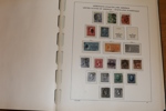 USA. Enklare samling klassiskt-1940-tal i ett fräscht Schaubekalbum med fickor. Blandad kvalitet, ej närmare genomgånget.