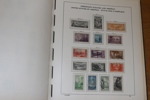 USA. Enklare samling klassiskt-1940-tal i ett fräscht Schaubekalbum med fickor. Blandad kvalitet, ej närmare genomgånget.