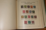 EUROPA. Samling i två decimetertjocka Schaubek-album klassiskt-1940. Med en del lite bättre märken, ojämnt besatt och en del urplockat, men fortfarande tusentals märken och bra geografisk spridning.