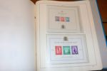 Trevlig mindre samling fram till 1977. Med 4+8 skilding i bl.kval. Därefter bättre, från 1900 nästan enbart x/xx. Efter 1930 är nästan alla bättre märken utan stämplar xx, så det är fint material. 
