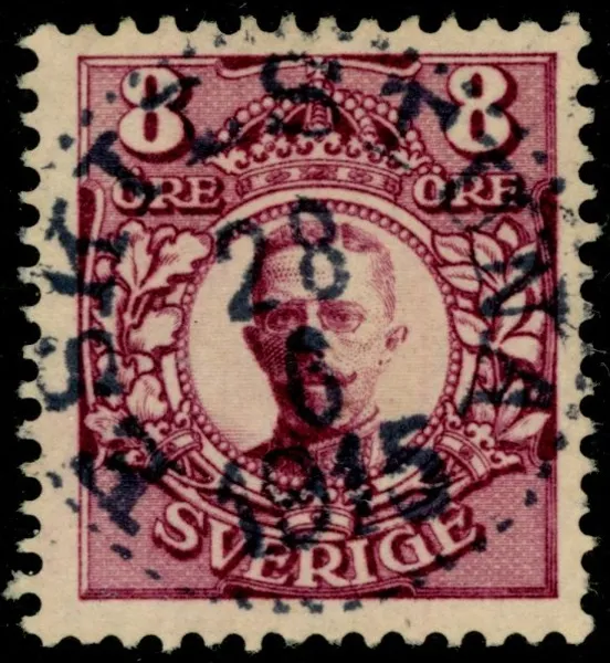 F81. ESKILSTUNA 28.6.1915. Kort tand t.h. men en fin 8-öring.