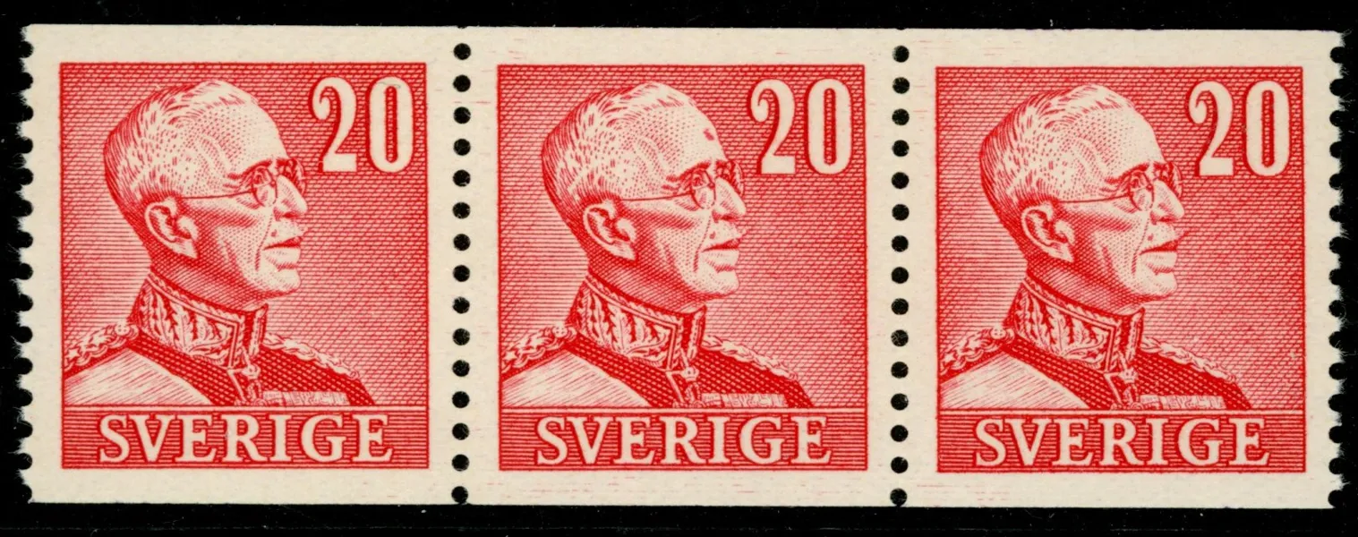 F276Av2. Postfriskt 3-strip med sällsynta varianten "skada i pannan".