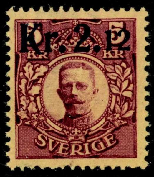 F98vm8. Postfriskt ex med liten del av två omvända vm kronor. Enl Facit åtta ex kända.