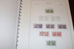 Trevlig samling till 1985 i tre album med fickor. Mycket vacker 4-skilling stpl SÖDERHAMN 13.12.1857 och vapentyp öre och ringtyp komplett förutom den dyrare riksdalern.