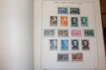 POLEN. Samling 1919-1963 i Schaubekalbum. Även Oberschlesien och Centrallitauen.