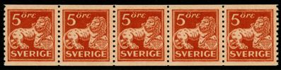 F142A a1-ppr. Postfriskt 5-strip, prakt. Lätt vikt mellan tredje och fjärde märket.