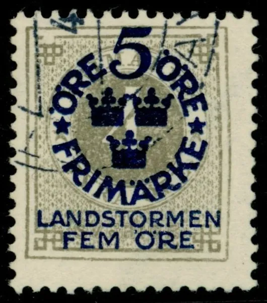 F107v. Intressant märke med böjd ram t.h. Även rambrott uppe till vänster.