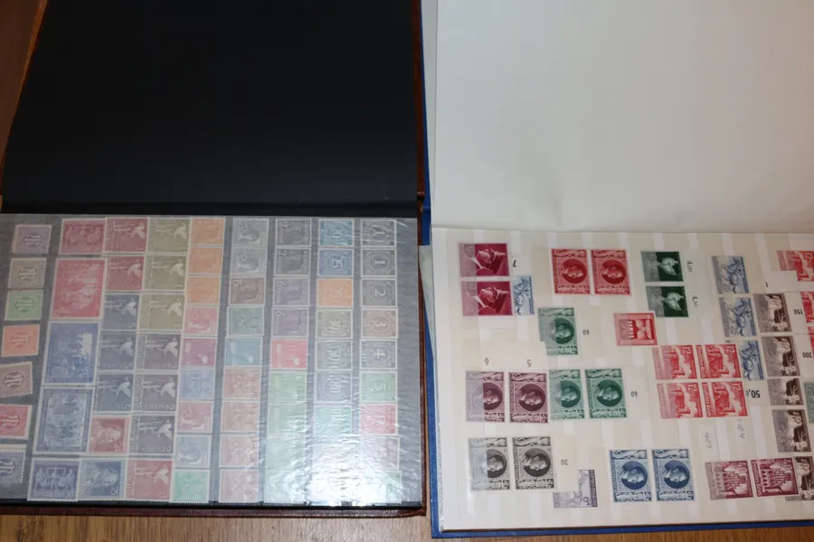 TYSKLAND. 3 insticksalbum Reich, Bund, Zoner, DDR. Mest x/xx inkl bättre.